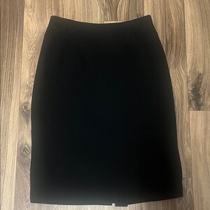 Elegant Black Women's Skirt